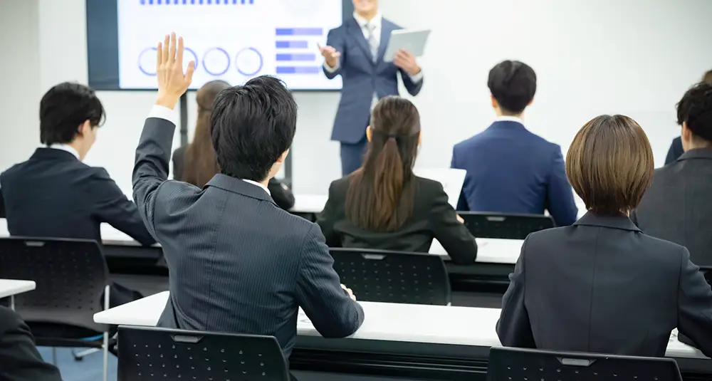 セミナー講師をお探しの企業様
