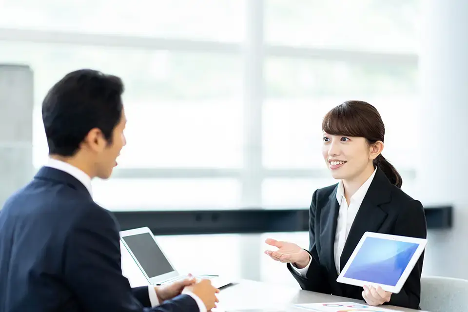 【急募】銀行での電話による金融商品保有顧客へのフォローおよびニーズ喚起のお仕事です！